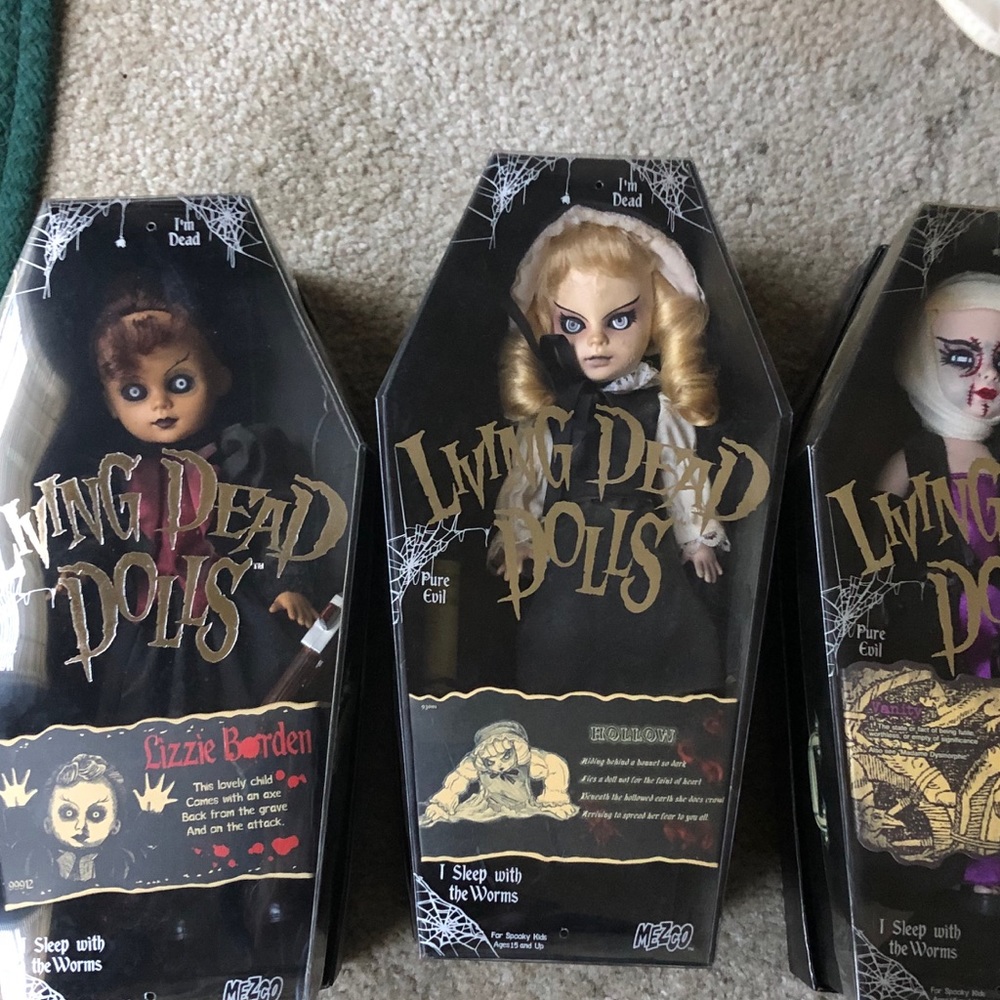 MEZCO Living Dead Dolls